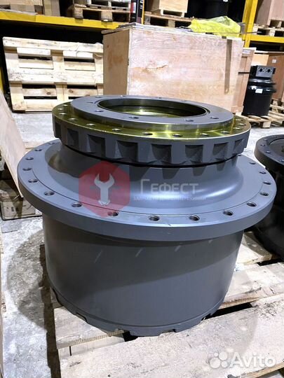 Редуктор хода Komatsu PC400LC-8 208-27-00250