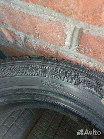 Dunlop Winter Maxx WM01 16.5/60 R15 77Q