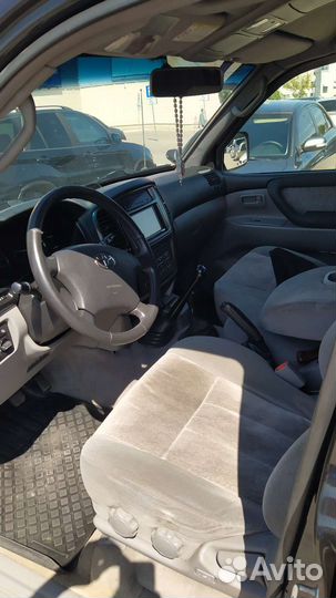 Toyota Land Cruiser 4.2 МТ, 2006, 249 500 км