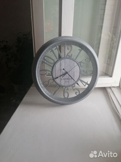 Часы настенные