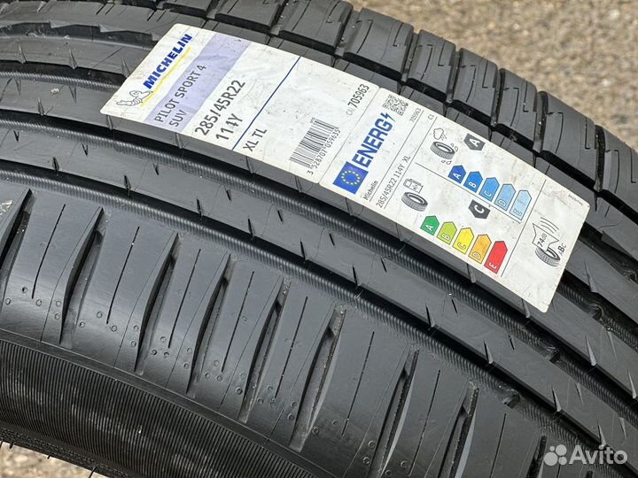 Michelin Pilot Sport 4 SUV 285/45 R22