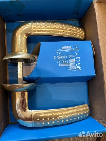 Дверная ручка