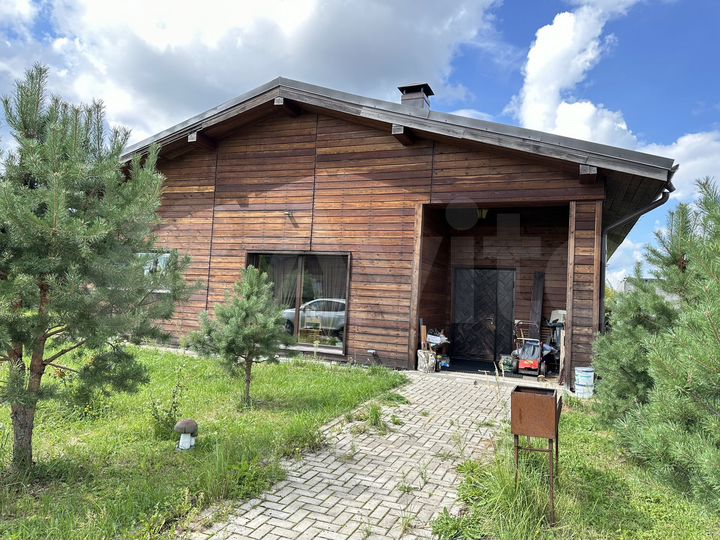 Коттедж 160 м² на участке 7,4 сот.