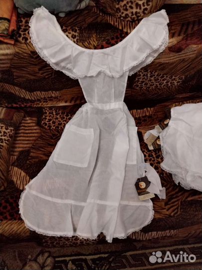 Белый школьный фартук