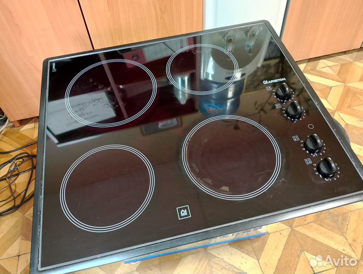 Варочная панель электрическая ariston