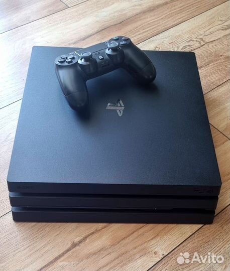 Sony Playstation 4 pro 1tb