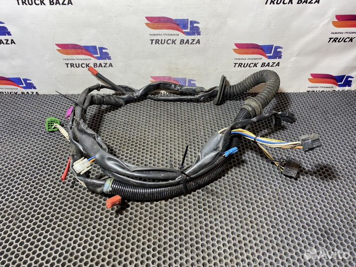 2021121 Проводка двери правой Scania 5-series