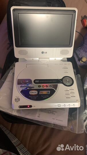 Портативный DVD плеер LG
