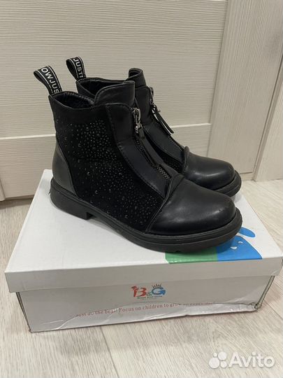 Ботинки для девочки