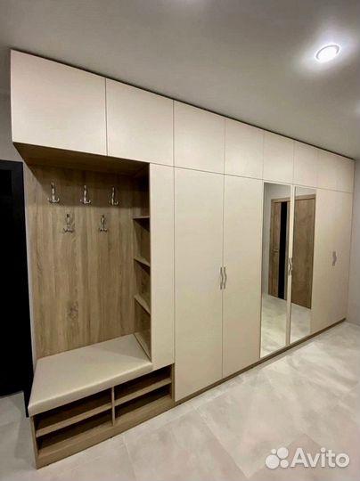 Шкаф распашной