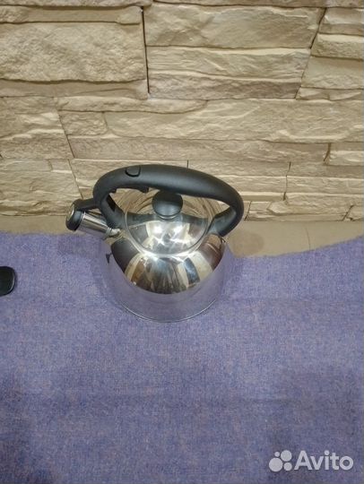 Чайник со свистком новый