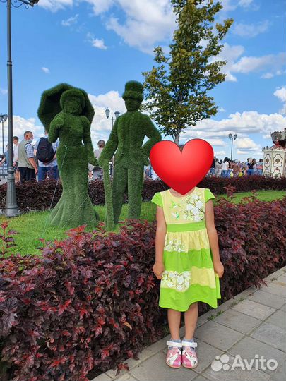Платье на девочку 5-7лет