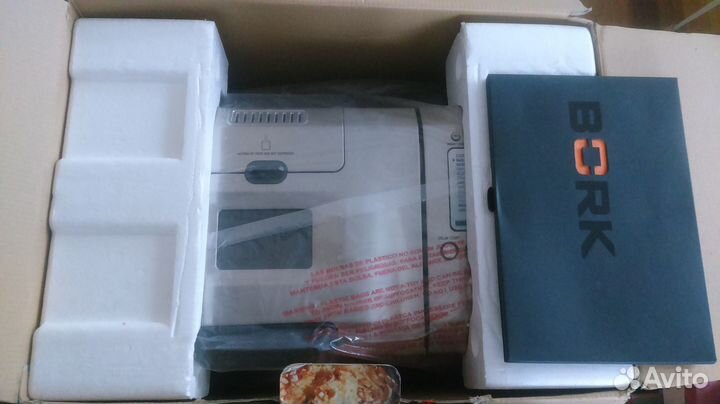 Хлебопечка Bork x800 новая