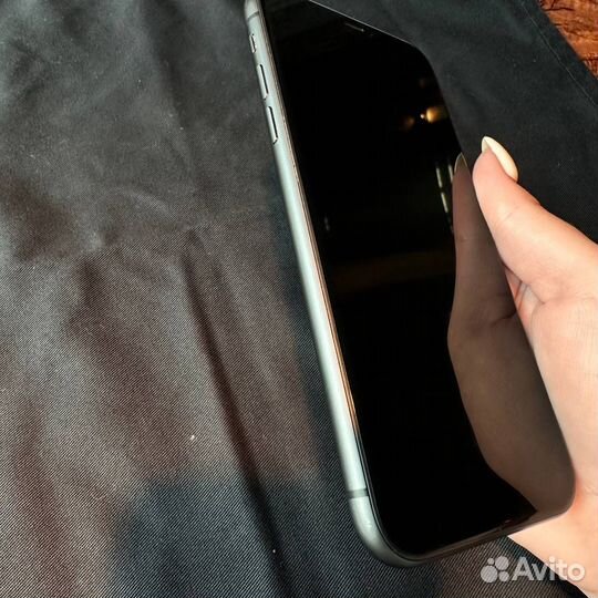 Телефон iPhone 11 128 gb