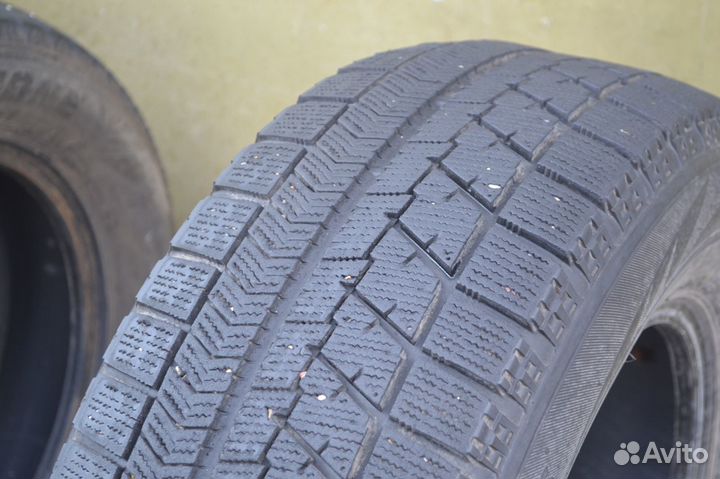 Bridgestone Blizzak VRX 215/65 R15 96S