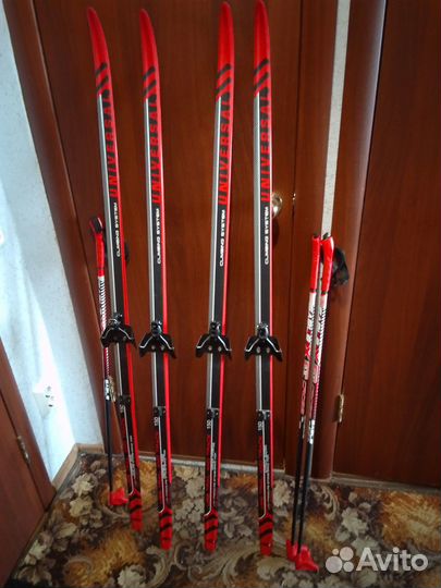 Продам лыжи 150 см и ботинки 34 размера