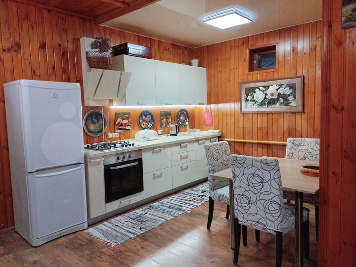 Дом 64 м² на участке 6 сот.