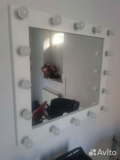 Гримерное зеркало с лампочками бу