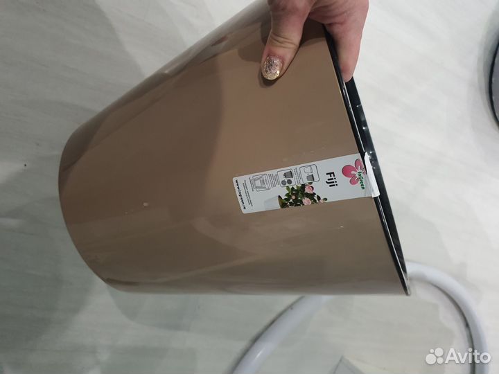 Цветочный горшок напольный