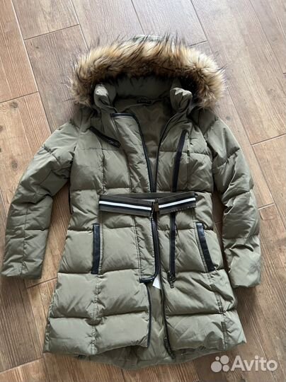 Пуховик sisley