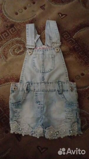 Джинсовый комбинезон для девочки