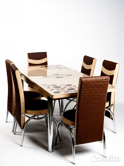 Кухонный стол и стулья 6 шт