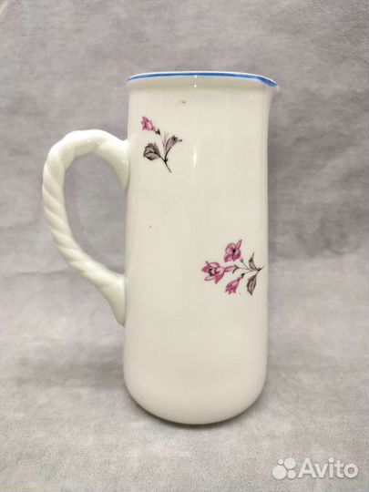 В продаже старинный кувшин-графинДулево 1954 год