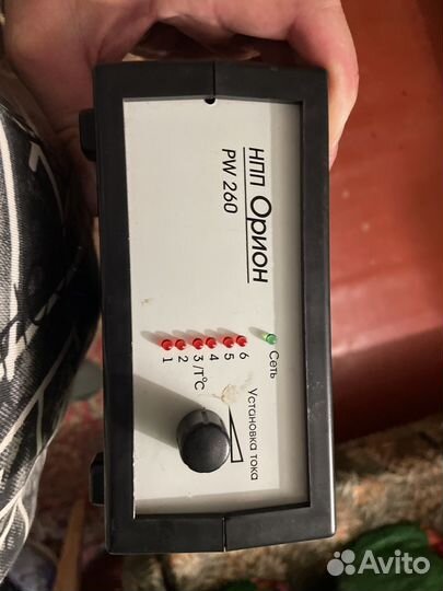 Зарядник акб Онион pw260