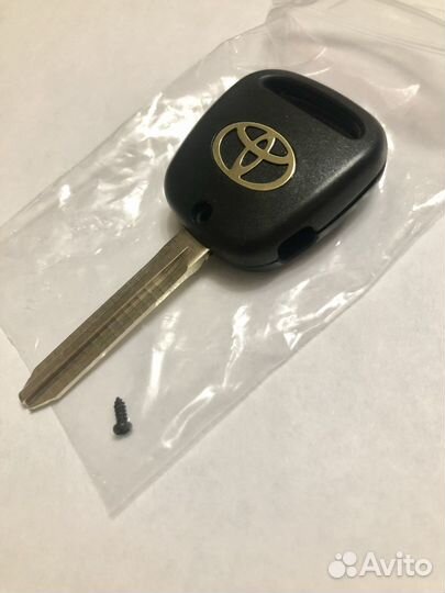 Ключ Toyota Lexus