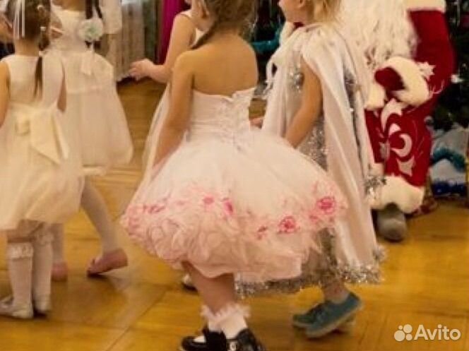 Нарядное пышное платье