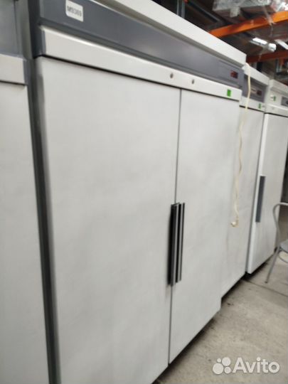 Холодильный шкаф 1400л