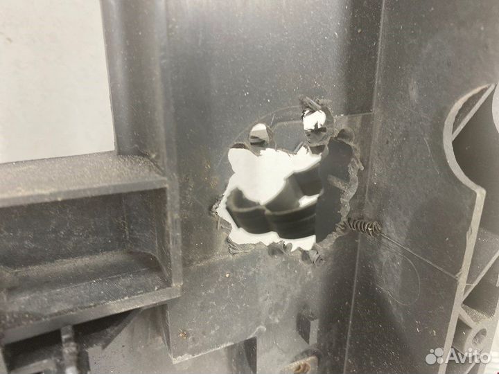 Панель передняя (телевизор) для Renault Master 2