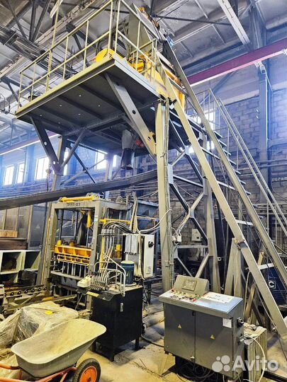 Бетонный завод 30 м3/ч, силос, вибропресс, формы