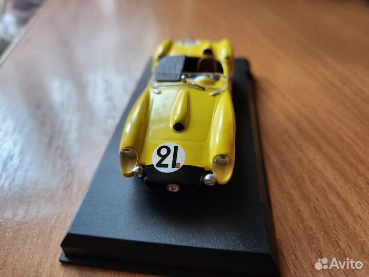 Модель Ferrari 250 Testarossa