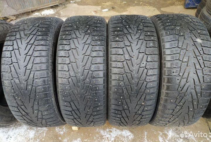 Nokian Tyres Hakkapeliitta 7 285/60 R18 100Z