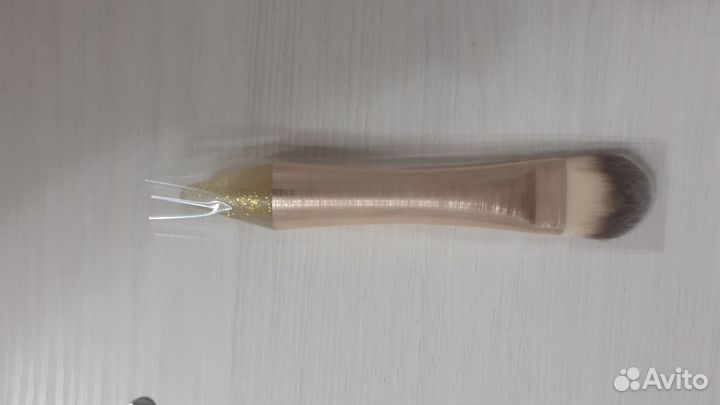 Кисти для макияжа натуральные