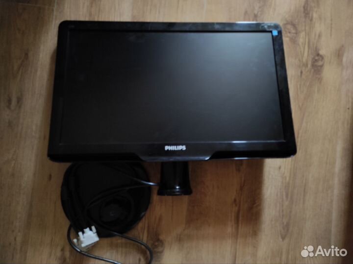 Монитор Philips 23