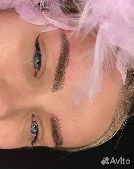 Микроблейдинг бровей