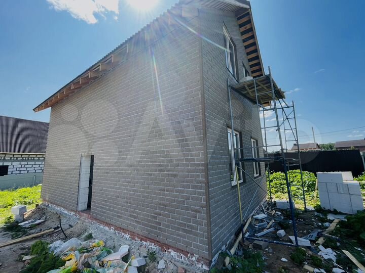 Дом 93,5 м² на участке 8,3 сот.