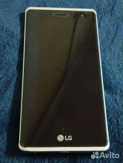 LG V20, 4/32 ГБ