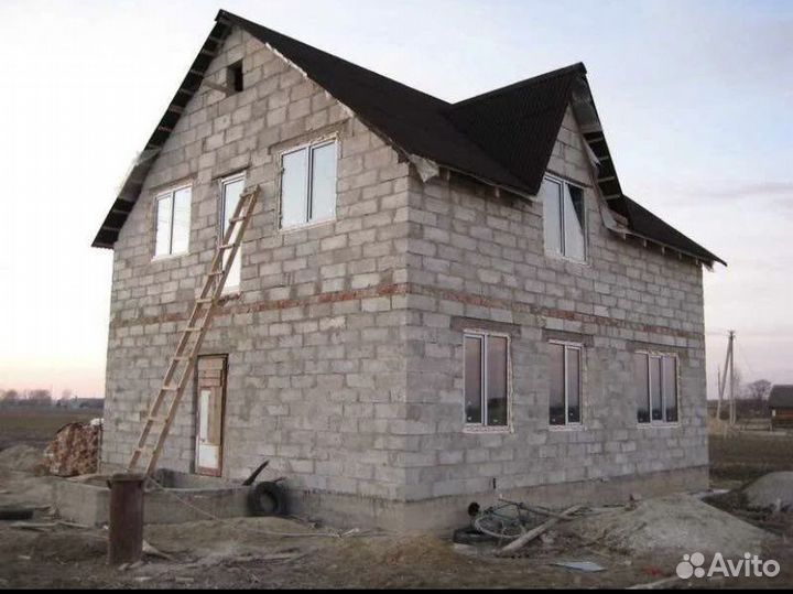 Бригада строителей