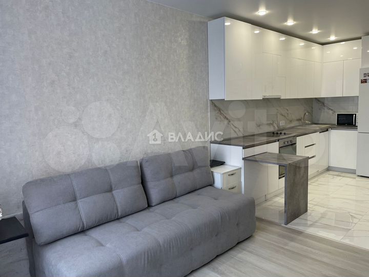 3-к. квартира, 81,4 м², 12/17 эт.