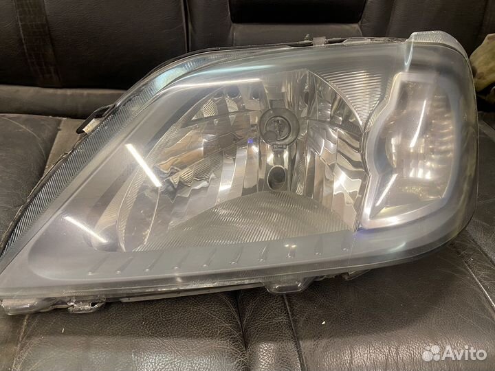 Фара renault logan 1