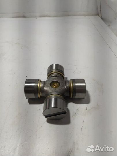 Крестовина карданного вала Volvo F86-88