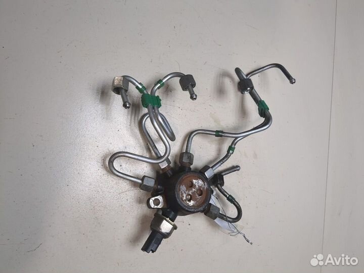 Рампа топливная Renault Megane 3 2009, 2010