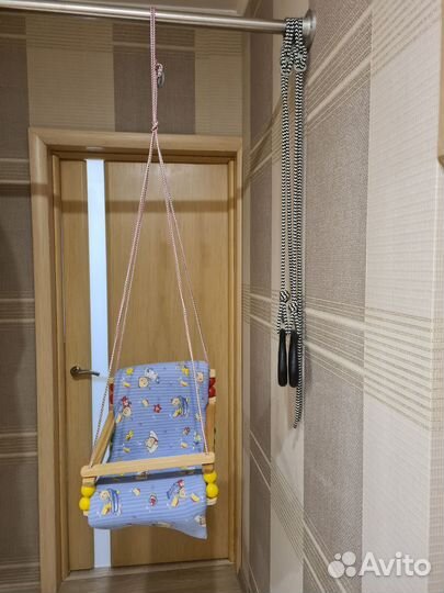 Детская качель подвесная