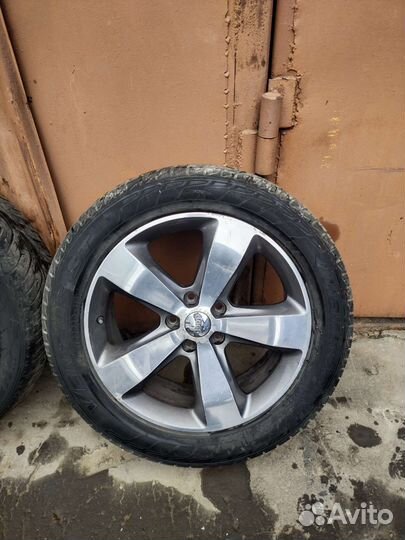 Колеса R20 Jeep Grand Cherokee WK2 диски оригинал