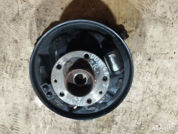 Кулак задний правый Renault Duster 2 универсал