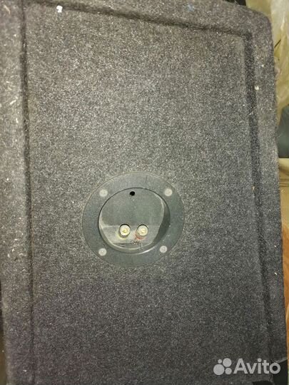 Soundstream сабвуфер