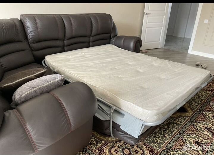 Угловой диван